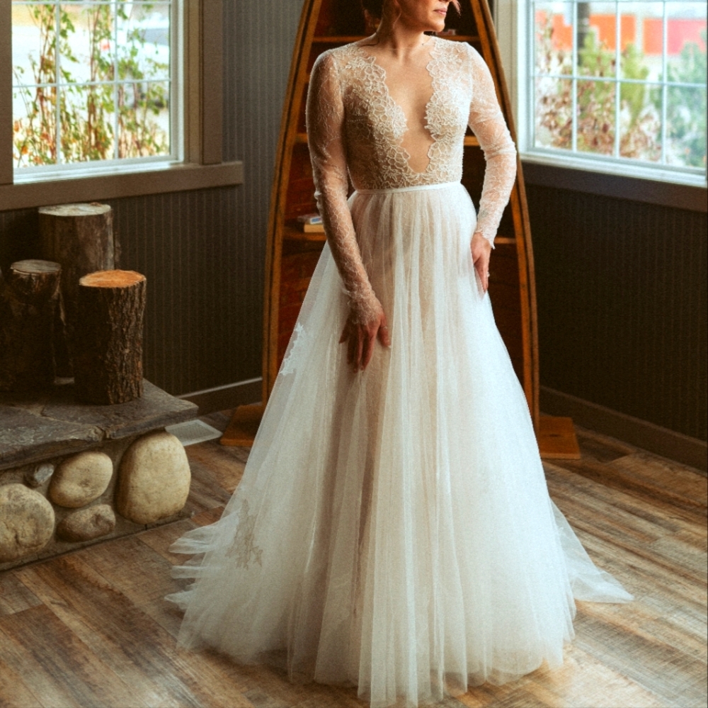 Watters Frasier Size 2 Wedding Dress
